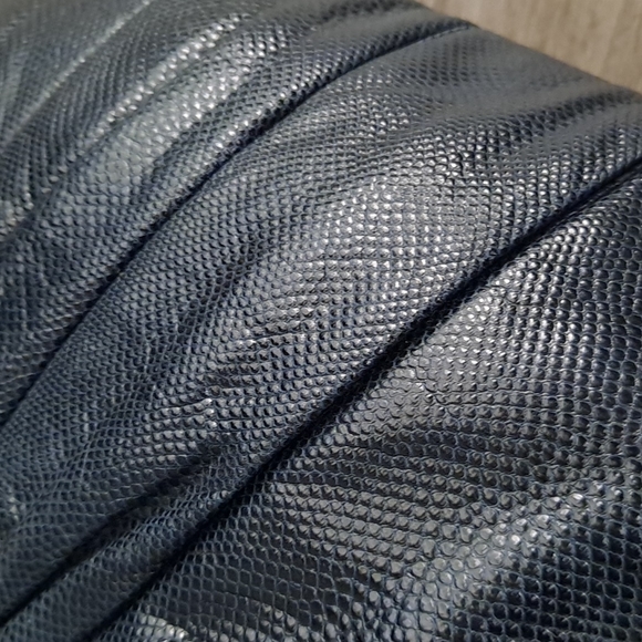 Vintage Judith Leiber bag - Picture 16 of 16